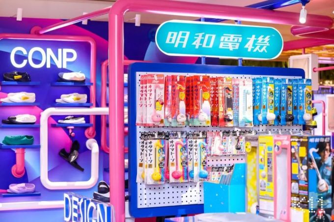 6位荷兰艺术家在佛山驻地创作两个月,将这场怪美风潮带到了K11