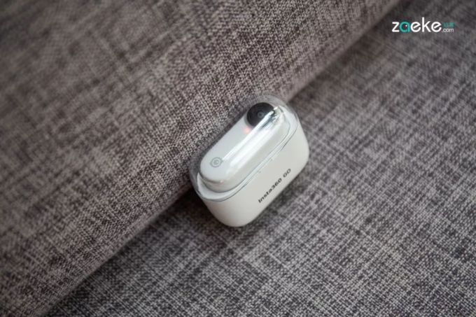 小巧如拇指的 Insta360 GO,是一款乐趣取向的 Vlog 神器