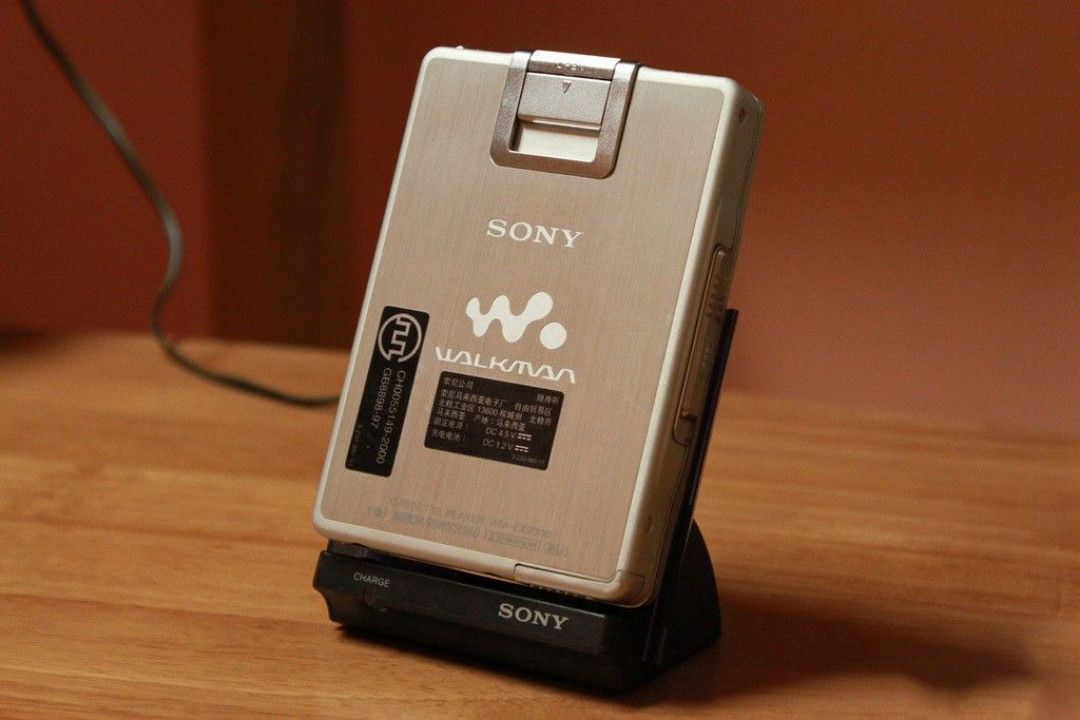 社区日报20191015:数码品牌圈的"信仰大户"——索粉信仰行为大赏.