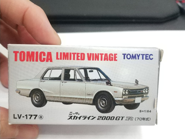 TOMICA 1:64合金车