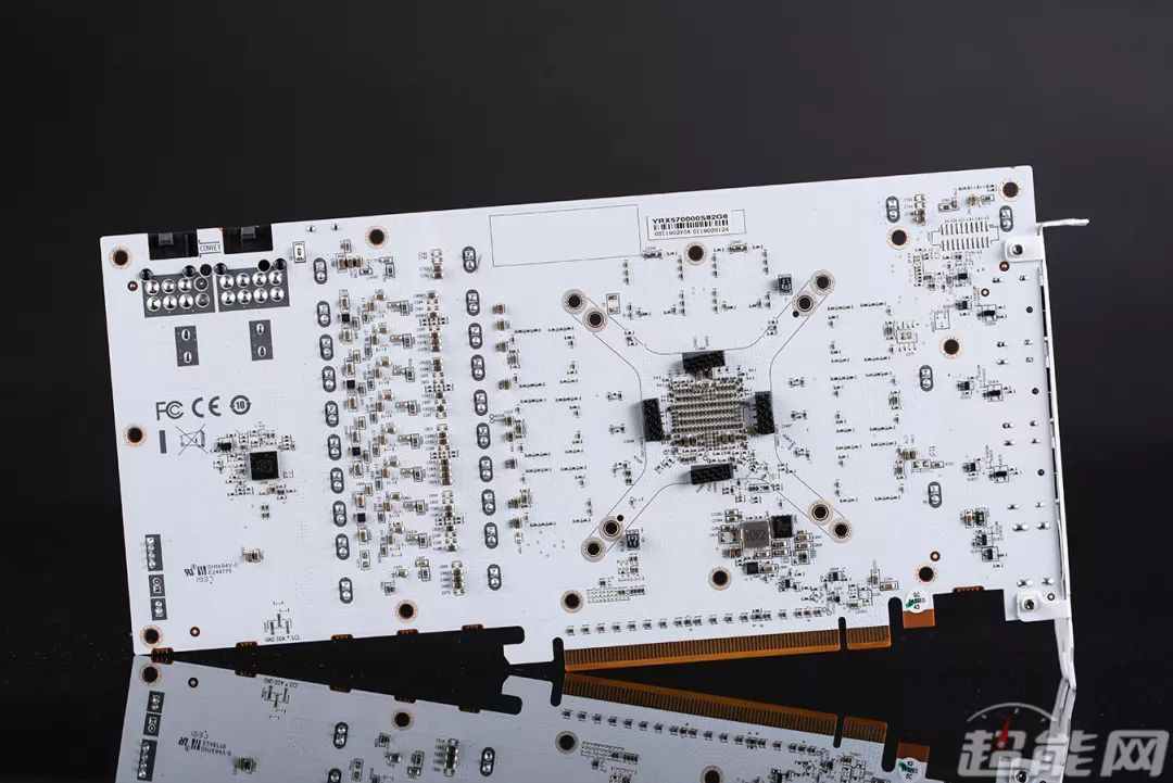 RX 5700 XT D6 游戏高手测评:女装大佬重捶出击!