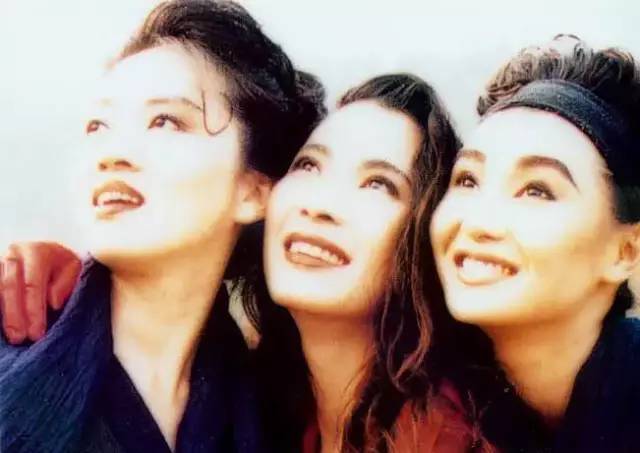 1993年，这部女版“蝙蝠侠”，吓得我不轻