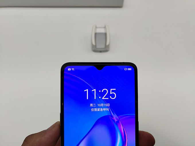 90Hz平民旗舰：realme X2 Pro手机发布，骁龙855Plus、50W闪充加持红砖水泥配色亮眼，首销价2599元起