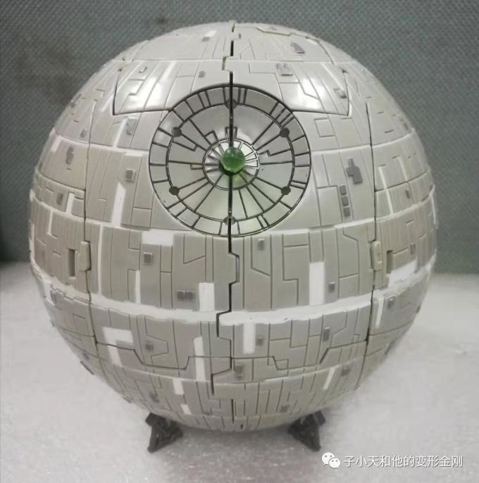 【评玩具】子小天:粑粑总测评《变形金刚 星球大战主题系列—死星 深藏不露的一颗球^-^》