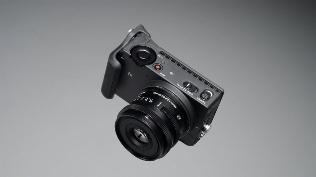 摄影新闻10月25日正式开卖适马fp全幅无反相机定价出炉单机身11999元