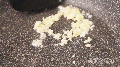 火爆抖音快手的下酒菜,两块钱就能做一大盘