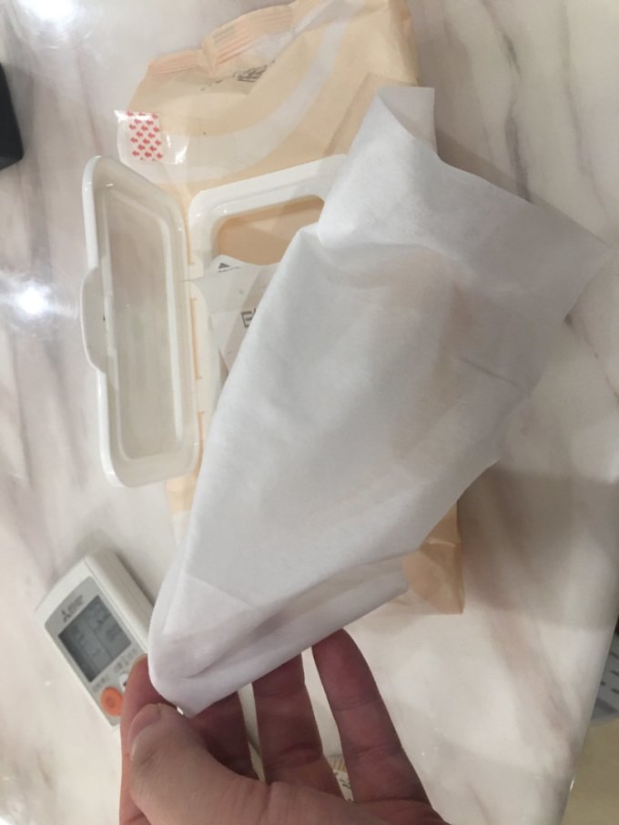 婴儿湿巾
