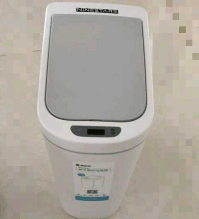 垃圾桶