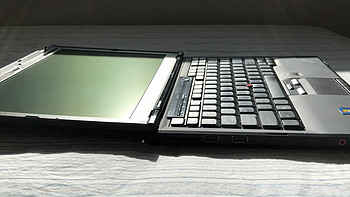 IT时光机 篇一：“超极本”时代的前奏之音 - ThinkPad X301回评 