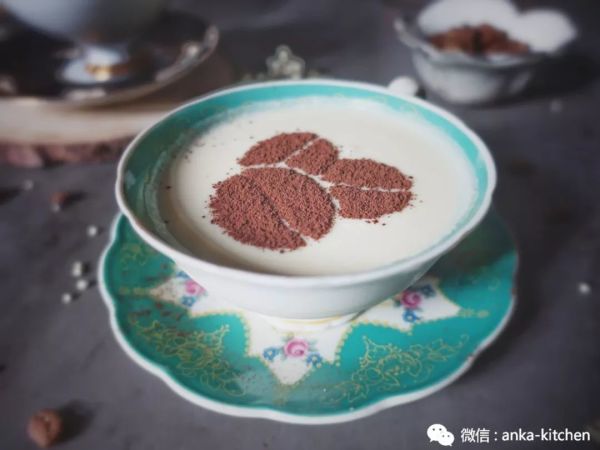 夏末咖啡特辑一:冷萃咖啡入坑+冷咖啡的一种吃法和一种喝法【安卡西厨】