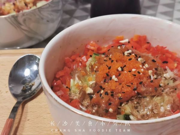 北上广流行的白领午餐波奇饭?在长沙这家小店做得如何?