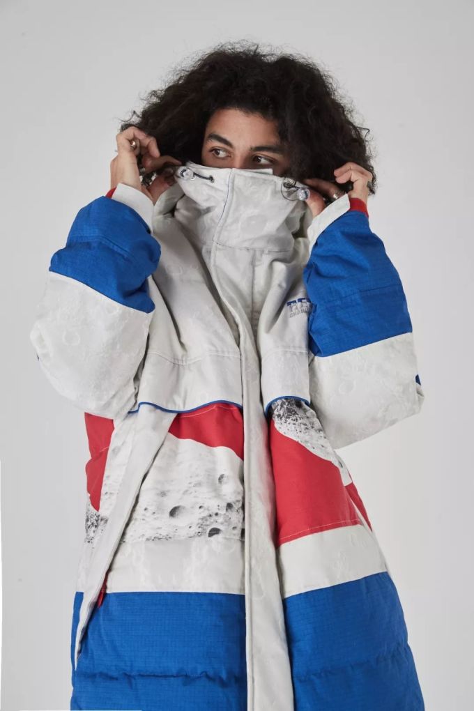 潮闻快食 | Palace 推出万圣节别注款单品;BBC 释出「Holiday」系列 LOOKBOOK!