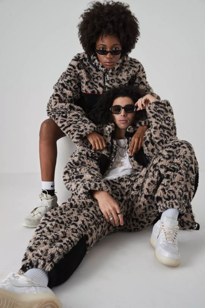 潮闻快食 | Palace 推出万圣节别注款单品;BBC 释出「Holiday」系列 LOOKBOOK!