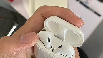 我的使用体验 篇一：新airpods出了，1xx的华强北耳机还值得买吗？ 