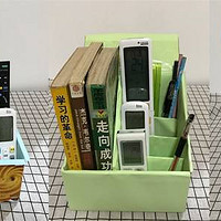 小纸箱变身简易书架和遥控器收纳盒