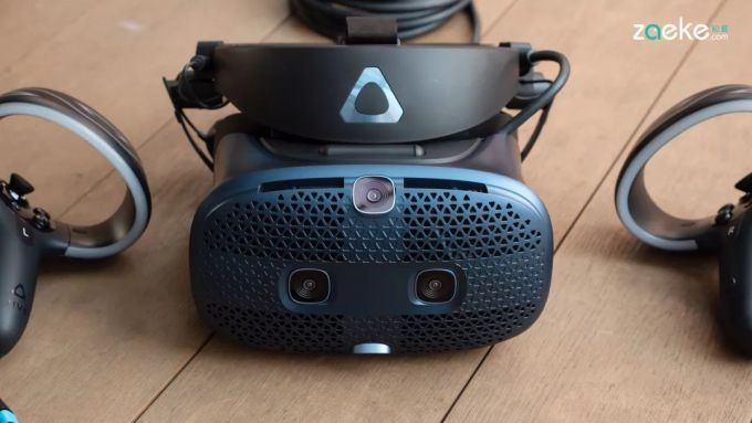 “领进门”还是“看个人”?VIVE Cosmos两头都能照顾到