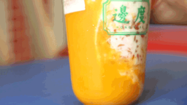 老广东早起排队的早茶店,终于开到成都了!