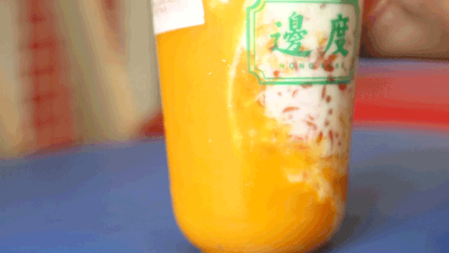 老广东早起排队的早茶店,终于开到成都了!