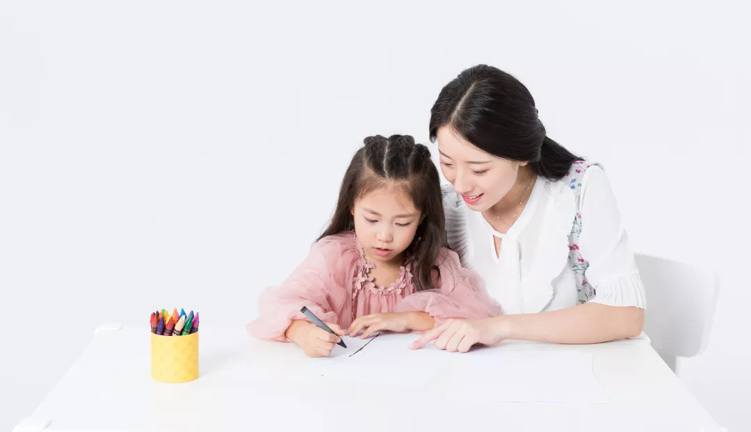 学霸妈妈的手抄报秘籍,干货技巧+图书推荐,下次不用熬到12点!