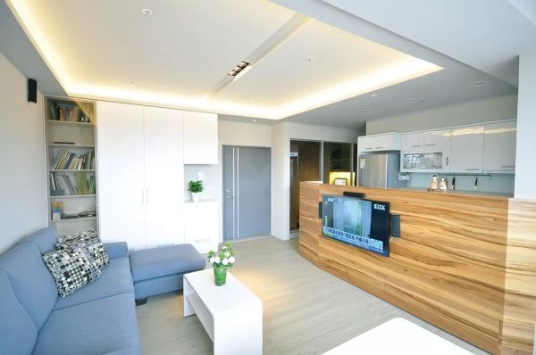 3平米玄关的10种布局,摆对鞋柜、屏风、换鞋凳,你家立即省下2平米!