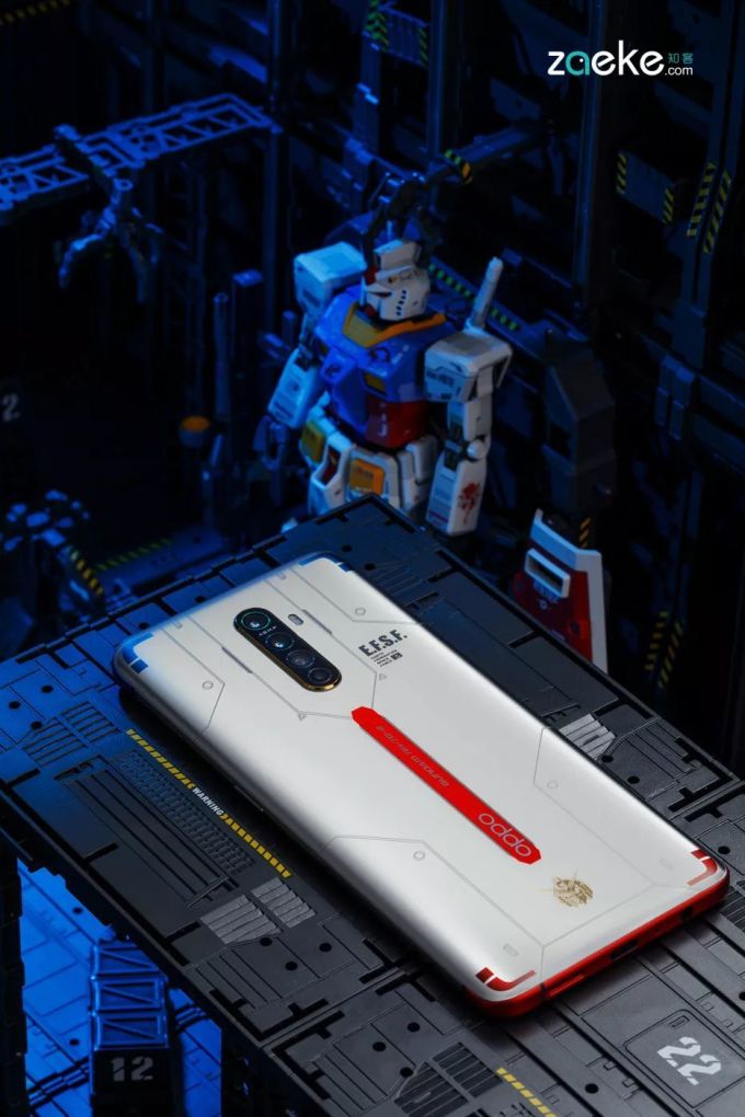 OPPO Reno Ace 高达 40 周年定制版,可握在手里的高达之魂