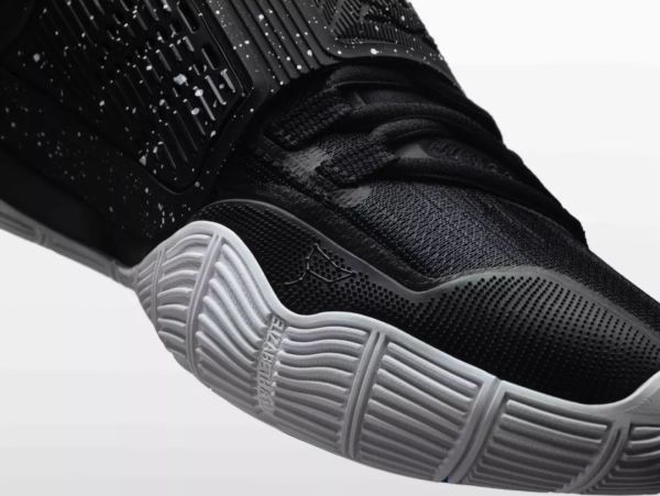 潮闻快食 | Nike KYRIE 6 正式发布!AAPE 正式发布 2019 冬季男女装系列