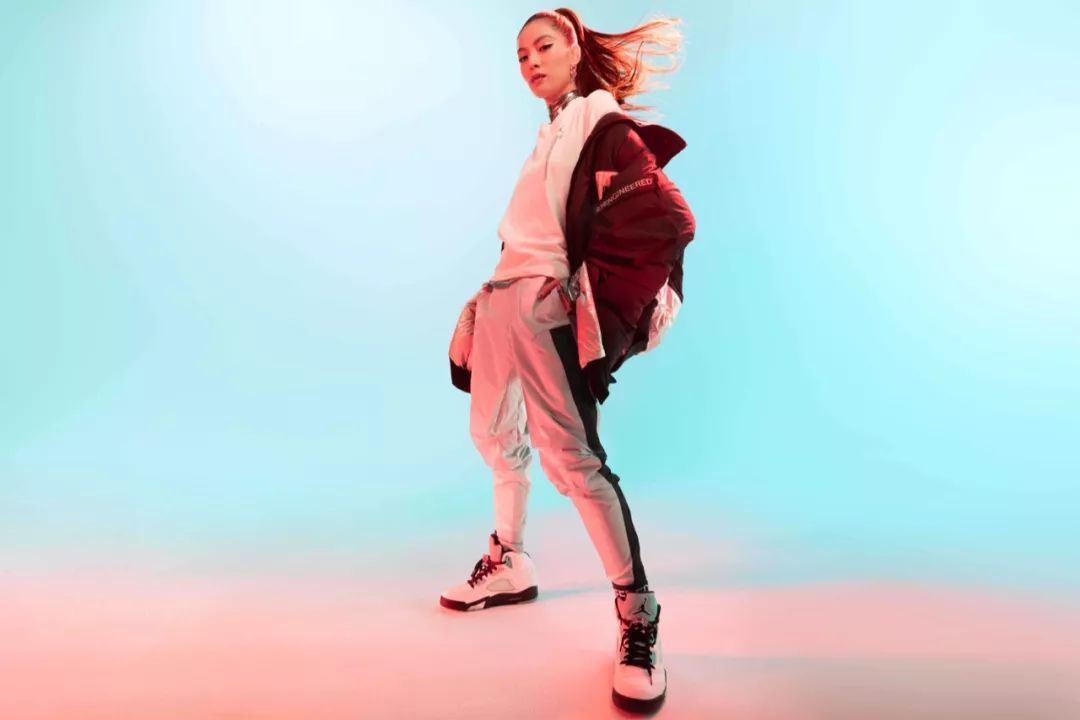 潮闻快食 | Nike KYRIE 6 正式发布！AAPE 正式发布 2019 冬季男女装系列