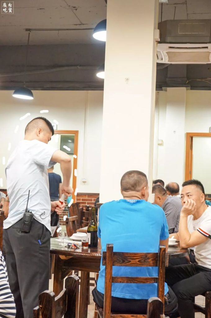 我第一次见的「白切鸡表哥」,原来海珠人已经吃了20年!