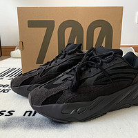 Yeezy boost 700 v2黑魂开箱 对比一代版本