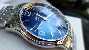 表哥晒表 篇二十五：最便宜的资产纤薄机芯手表：绮年华格朗吉蓝盘7630-41-83-1227 