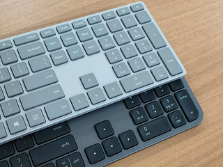 Logitech MX Keys无线键盘