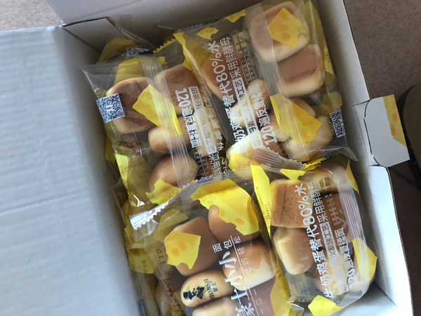 豪士小小面包，一口一个