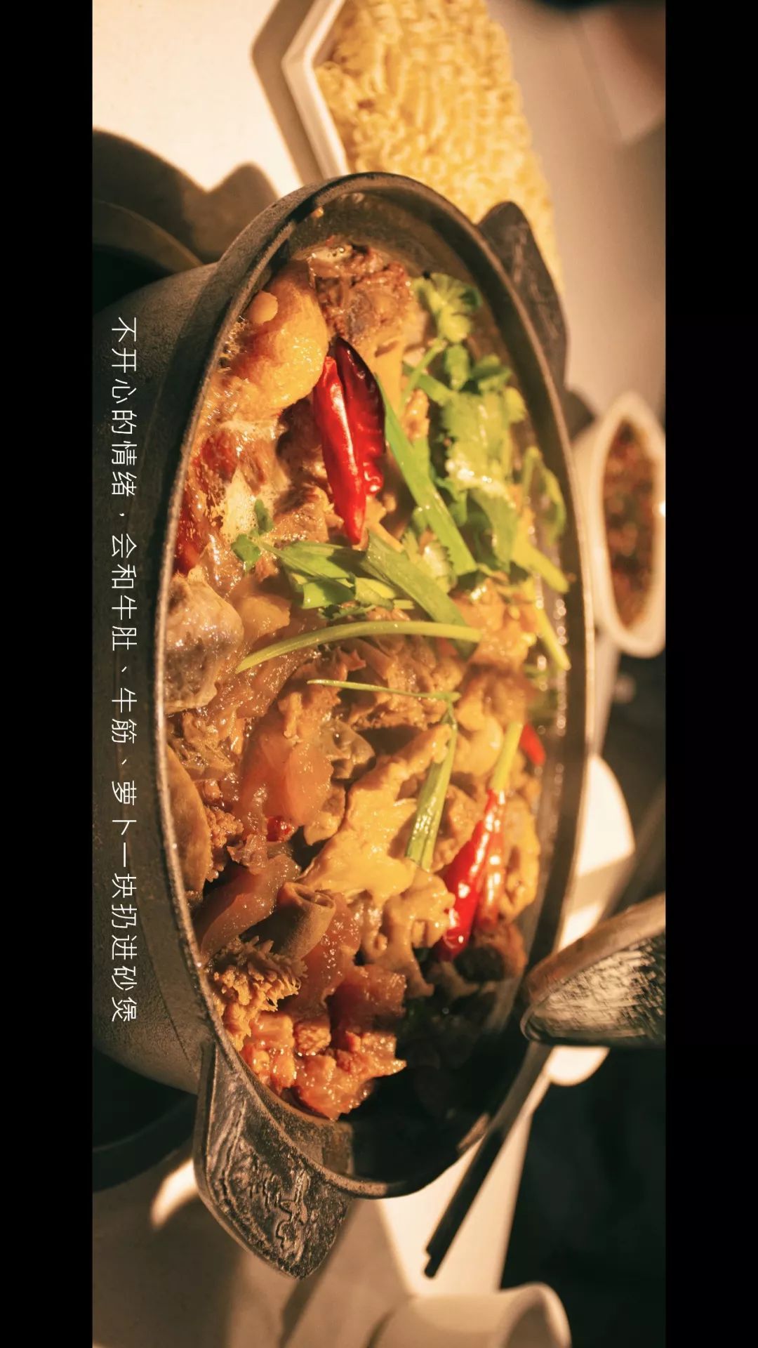 我们把广州街头的日与夜拍成了一部微电影