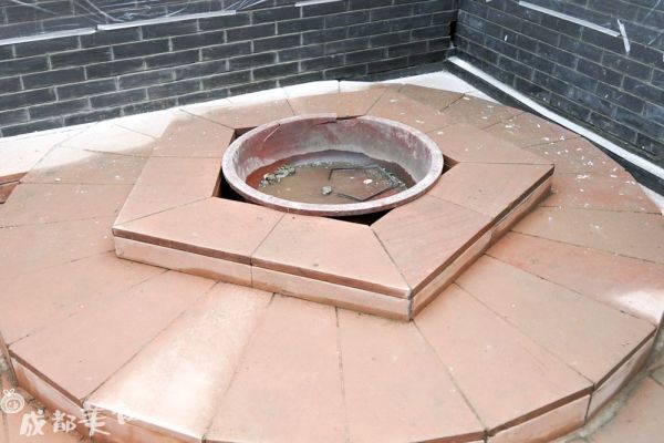 去1300年的唐昌古镇!吃街巷里的「风吹吹」