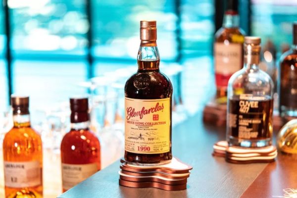 太古汇的五星级酒店里,藏着一间明星也爱打卡的Whisky Bar