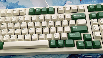 Leopold利奥博德十周年纪念版白绿色机械键盘开箱（茶轴）
