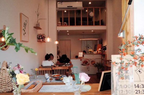 爆火的「流心蛋包饭」,老板直呼不要再来了...