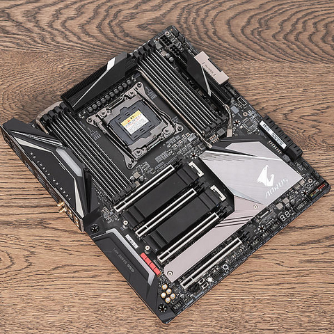 技嘉X299X AORUS MASTER主板评测：为新品CPU而生的全能型选手