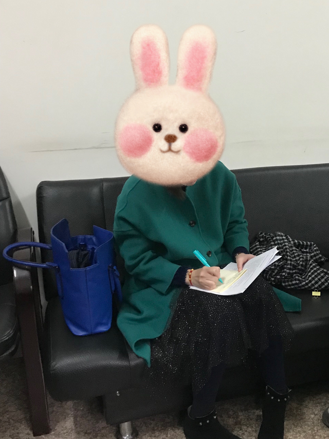 美丽的bata单靴，球钻相当吸睛