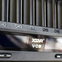 霸气八槽全功能充电电池解决方案—XTAR VC8