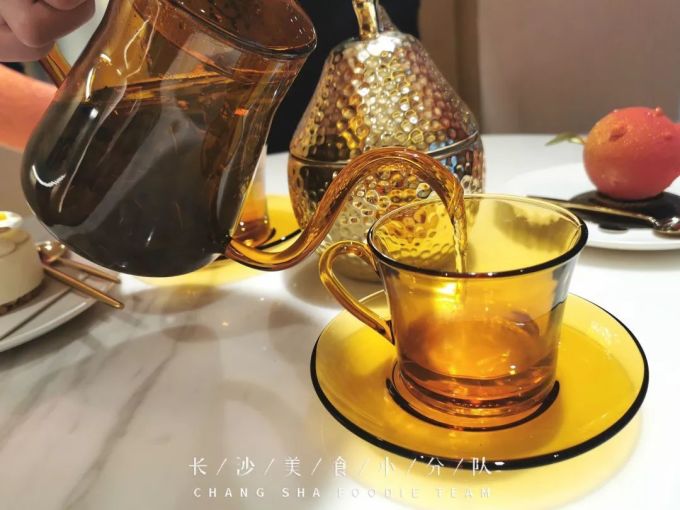 发现一家轻奢级法甜小店,好吃、好看、但...真的好贵