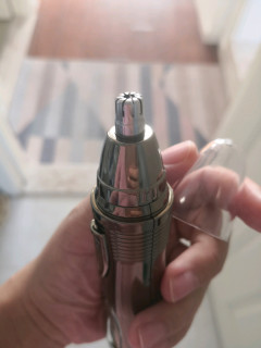 鼻毛旺盛的升级款-飞科电动鼻毛修剪器