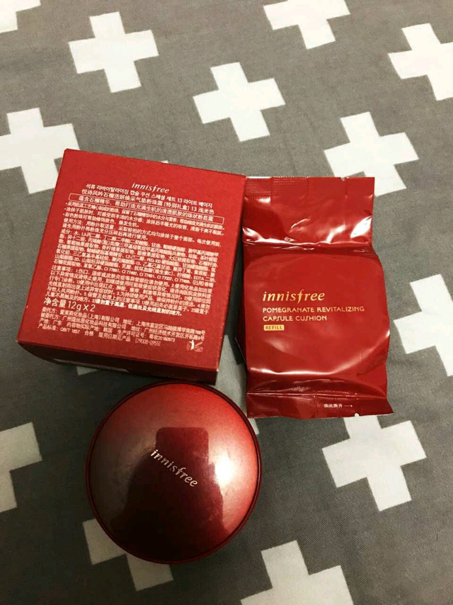 悦诗风吟石榴活妍焕采气垫粉珠霜