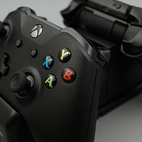 黑五大采购 篇二： 给Xbox手柄一个家，亚马逊倍思双手柄充电站开箱晒单