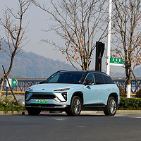 均衡又聪明的中型SUV - 蔚来ES6 性能版评测