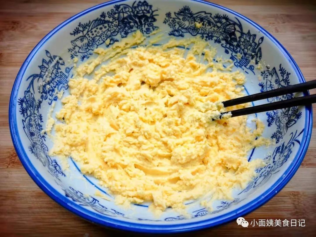 玉米面这个做法火了,我三天两头准做一次,简单营养,孩子吃嗨了!