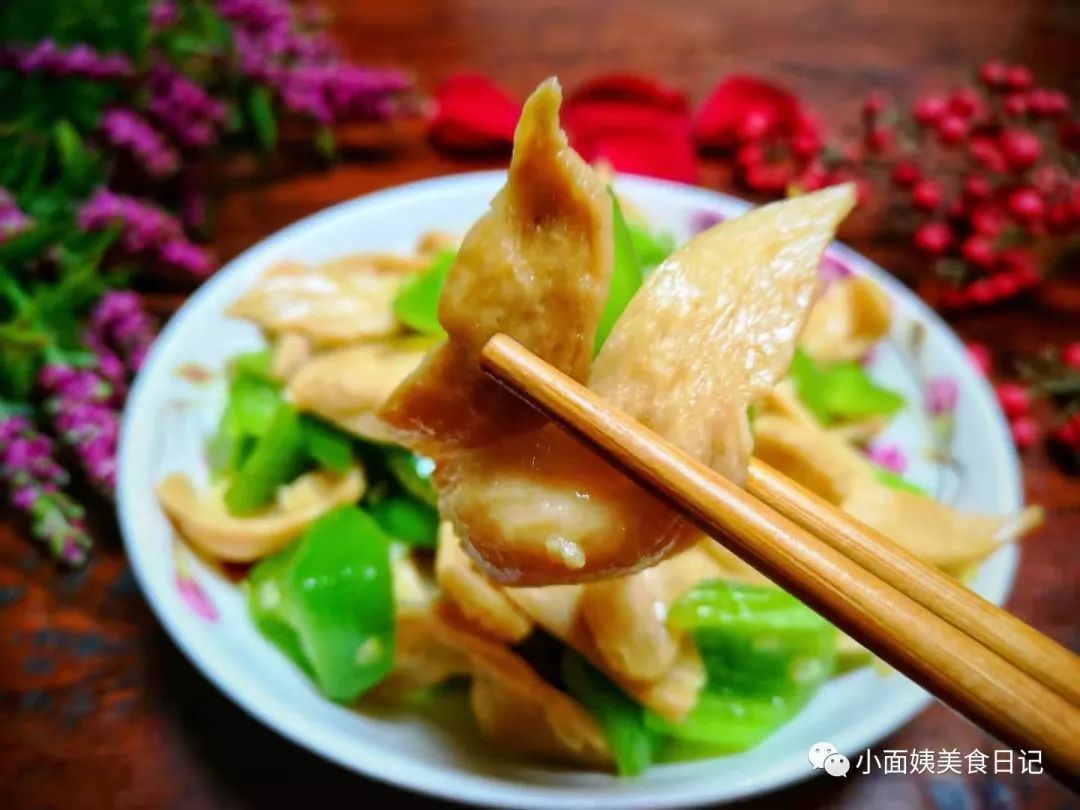 这肉才6元一斤,蛋白质是猪肉2倍,简单一炒咸香脆爽,孩子超爱吃 !
