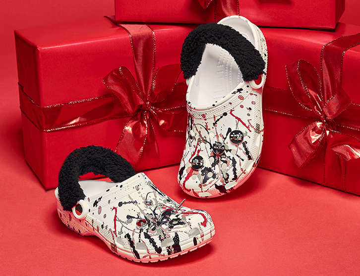 暖气房里贺新年可穿：Crocs 推出鼠年春节限定款 洞洞鞋 “克骆格”
