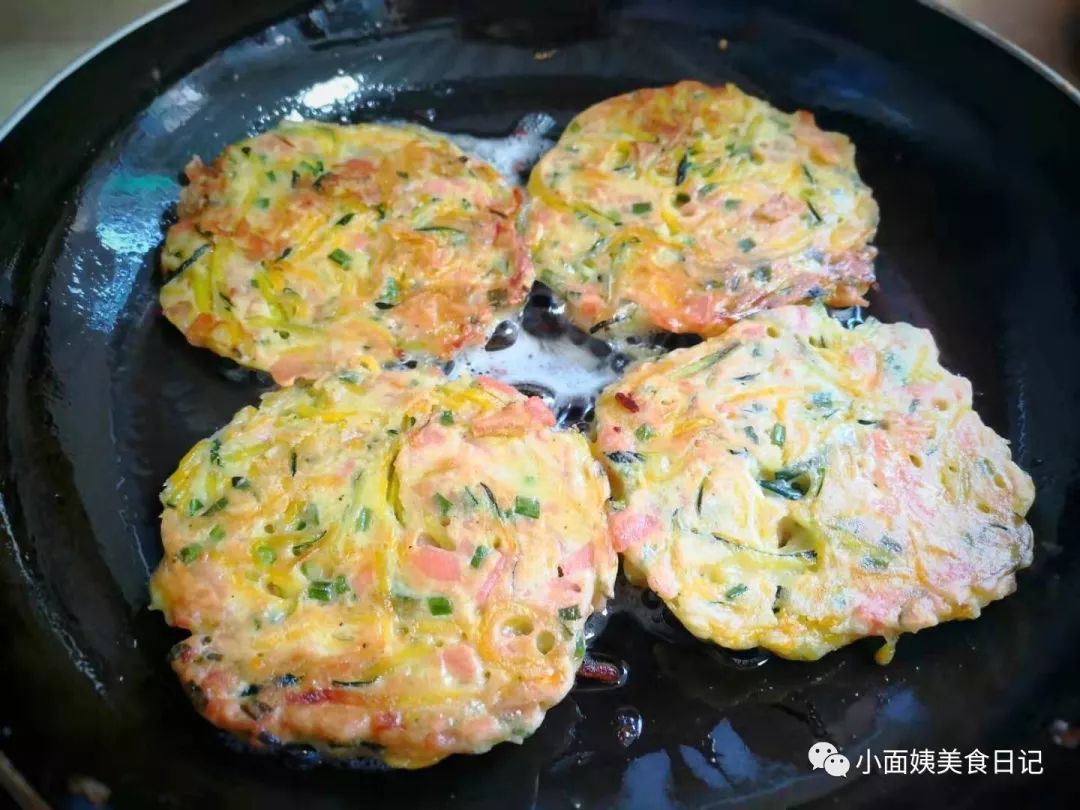 冬天,多给孩子吃这蔬菜饼,补充维生素增强免疫力,多吃不感冒!
