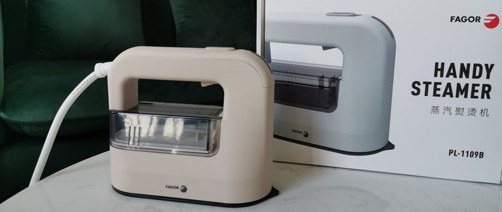 foldimate自动叠衣机5分钟可叠25件衣服售价1000美元